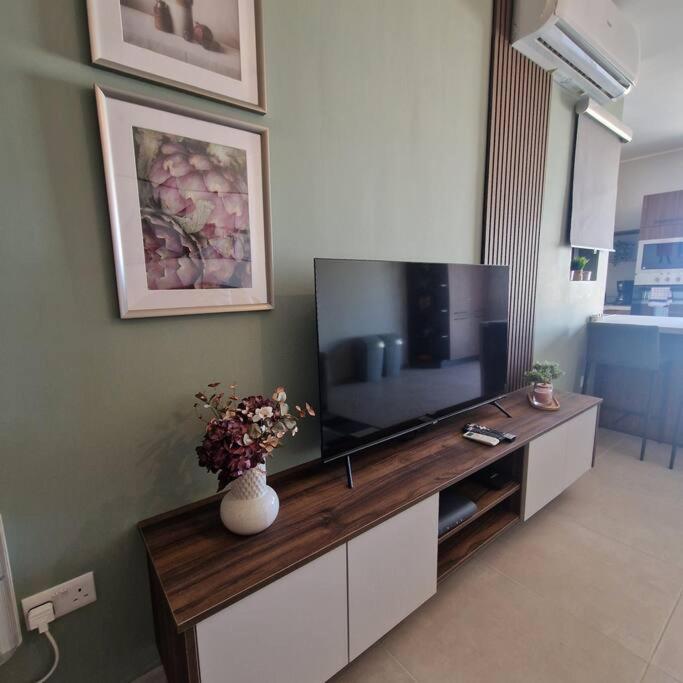 Centrally Located, Well Equipped, Stylish Flat. St. Paul's Bay Dış mekan fotoğraf