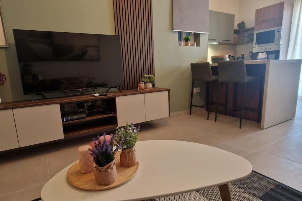 Centrally Located, Well Equipped, Stylish Flat. St. Paul's Bay Dış mekan fotoğraf